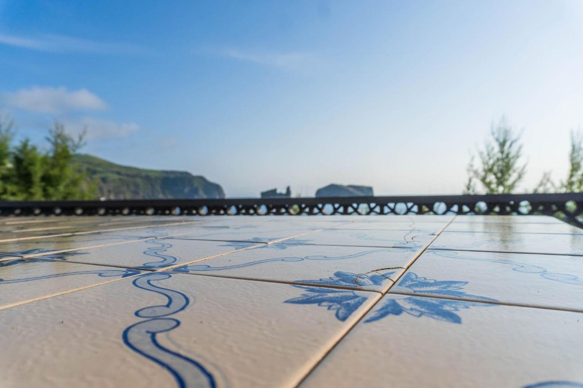 Mosteiros Natural Pool House ภายนอก รูปภาพ