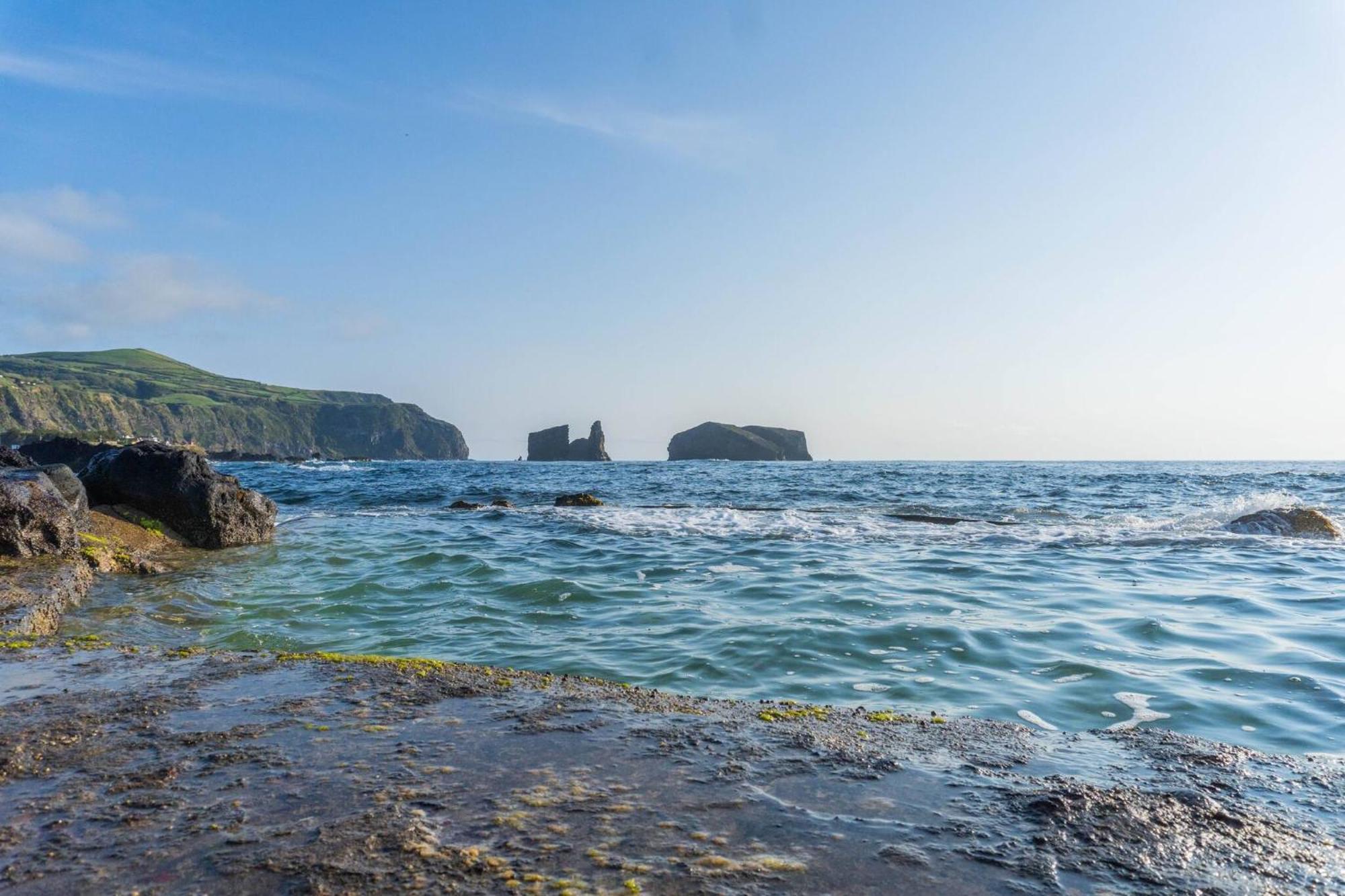 Mosteiros Natural Pool House ภายนอก รูปภาพ
