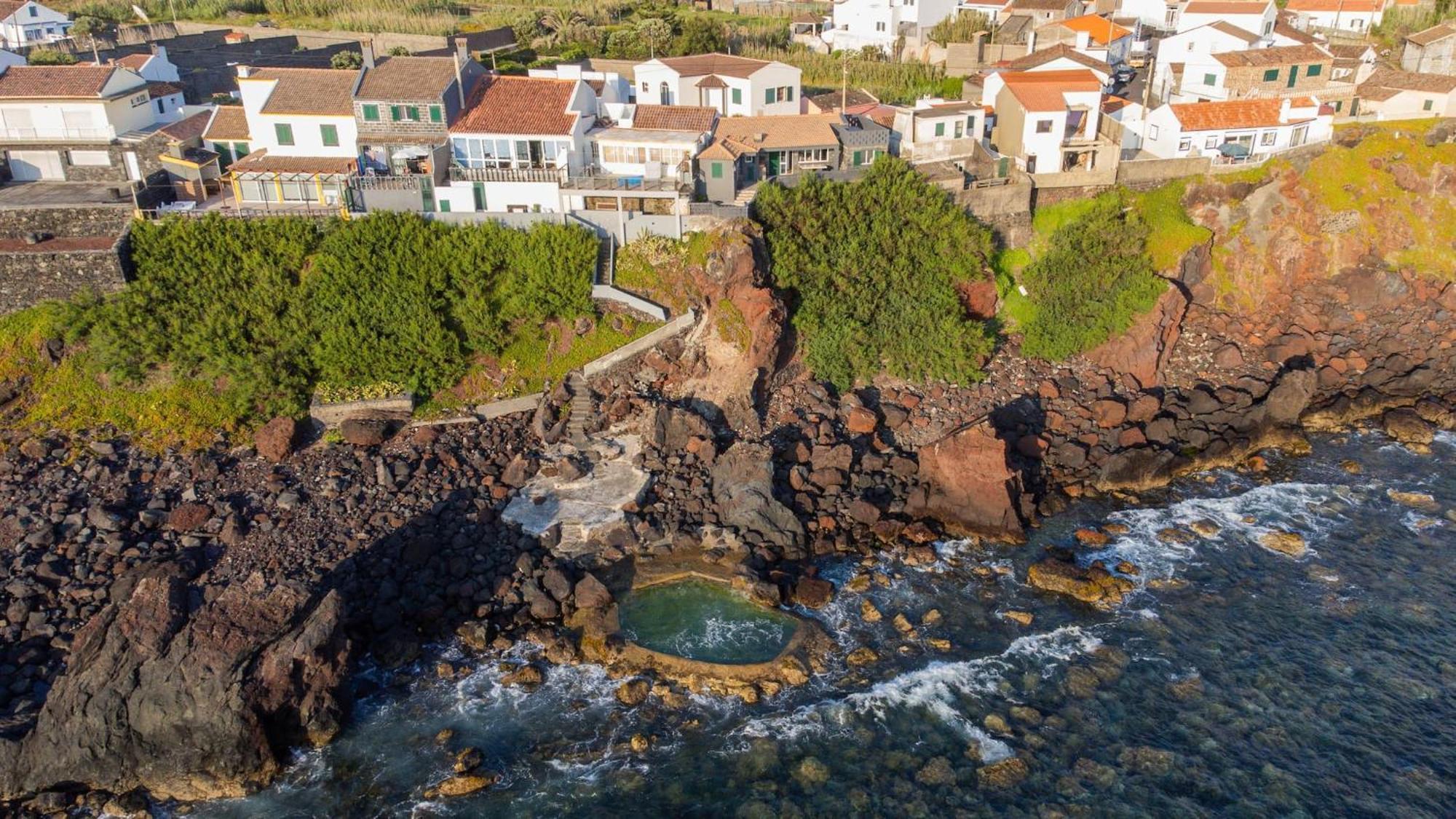 Mosteiros Natural Pool House ภายนอก รูปภาพ